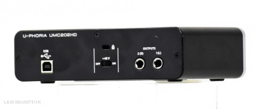 Behringer - UMC202HD 2